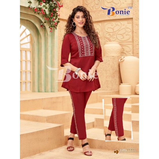 BONIE KURTI VACATION