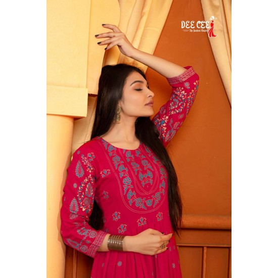 DEE CEE KURTI GITANJALI