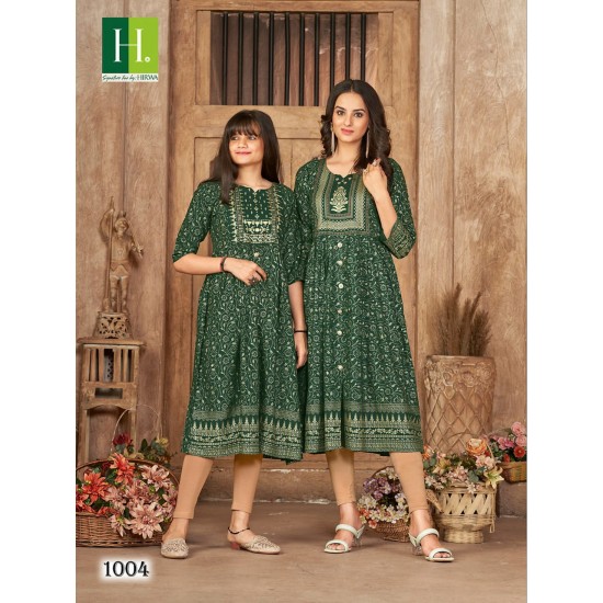 Hirwa kurti Me & Mom