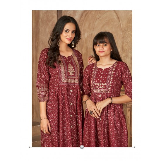 Hirwa kurti Me & Mom