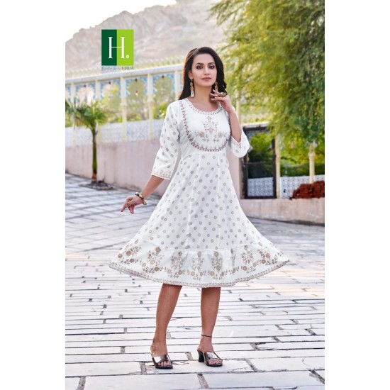 HIRWA KURTI KRYSTLE