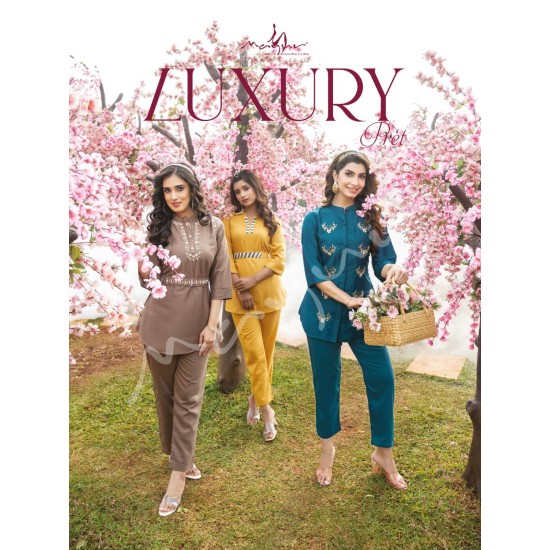 MAYUR KURTI LUXURY PRET