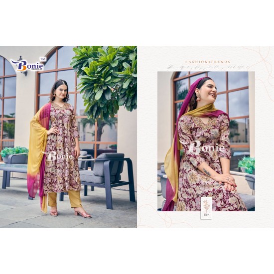 BONIE KURTI PRETTY WOMAN