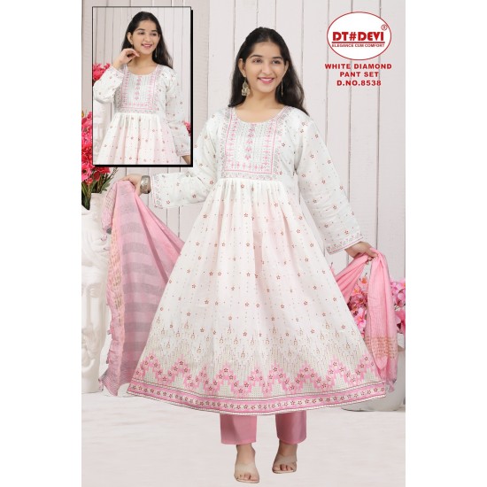 DT DEVI KURTI WHITE DIAMOND PANT SET