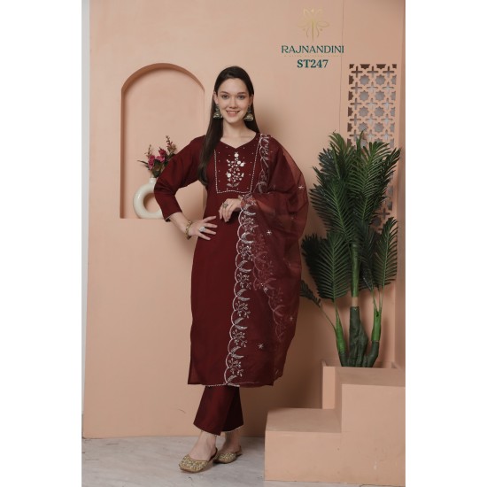 Rajnandini kurti Raashi